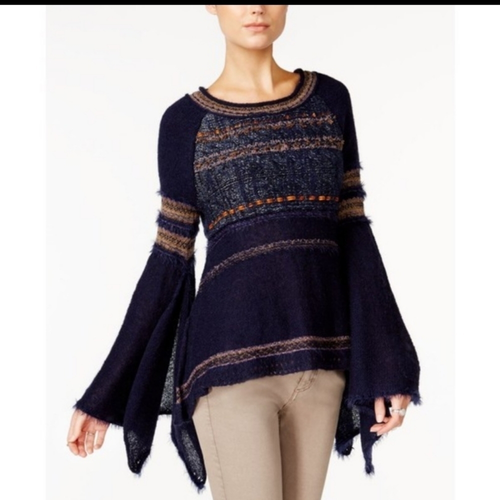 Free People | Craft Time | Alpaca Boho Bell sleeve Tunic